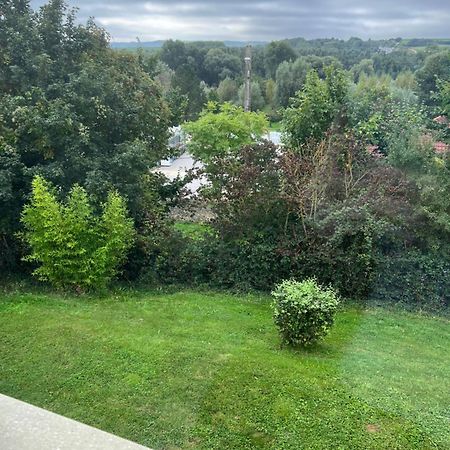 Bed and Breakfast Aux Charmes Isques Екстер'єр фото