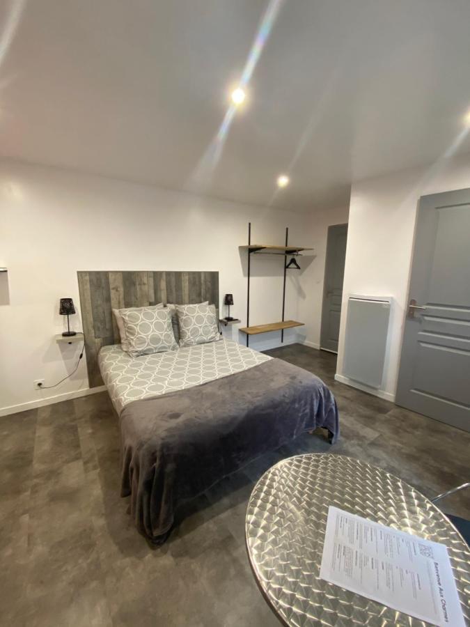 Bed and Breakfast Aux Charmes Isques Екстер'єр фото