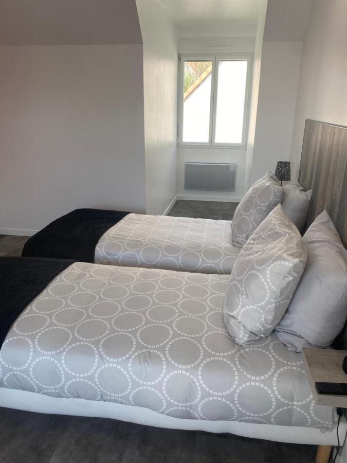 Bed and Breakfast Aux Charmes Isques Екстер'єр фото