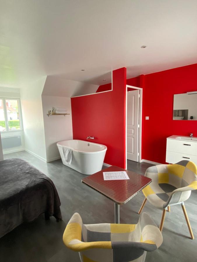 Bed and Breakfast Aux Charmes Isques Екстер'єр фото